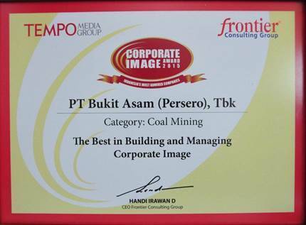 PTBA Raih Penghargaan Perusahaan Terbaikdi Corporate Image Award 2015