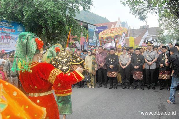 Undangan Kehormatan Makan Bajamba Pemerintah Sawahlunto