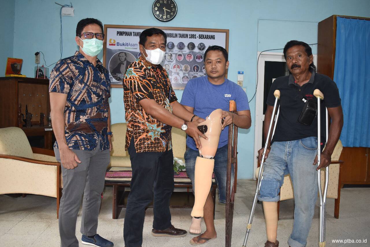 Bantuan Kaki Palsu