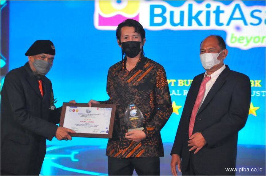 Bukit Asam Sabet Tiga Penghargaan dalam Digitech Award 2022