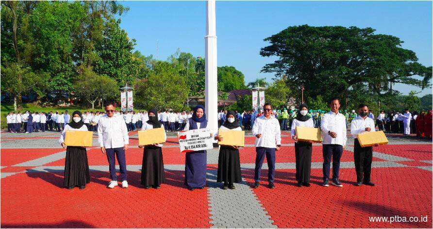 PTBA Berikan Beasiswa Bidiksiba untuk 49 Anak Tahun Ini