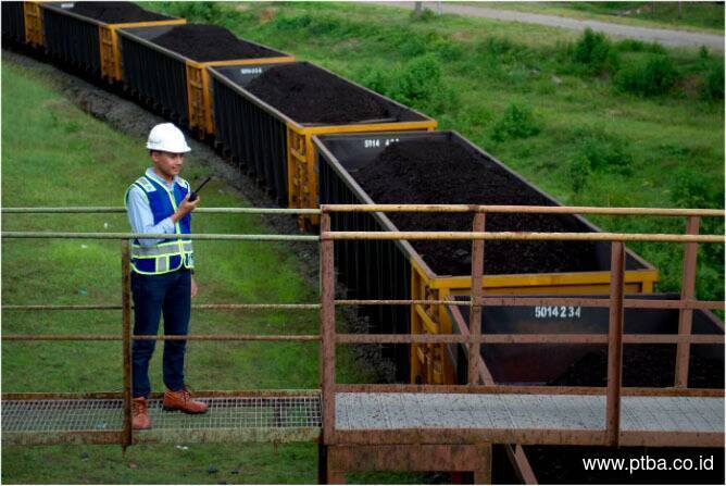 Penjualan Batu Bara PTBA Meningkat Signifikan