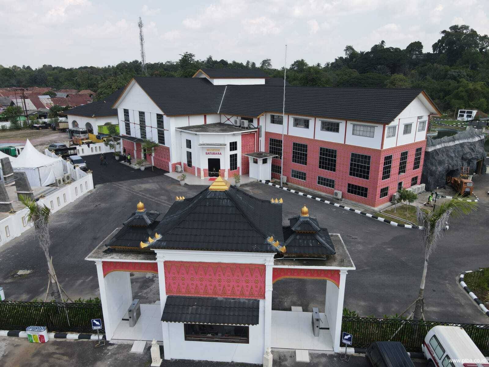 Ragam Dukungan PTBA untuk Sektor Pariwisata