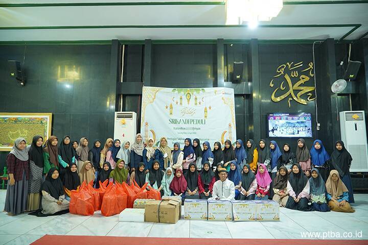 Srikandi Bukit Asam Menebar Keberkahan di Bulan Ramadan