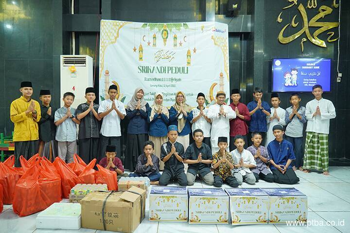 Srikandi Bukit Asam Menebar Keberkahan di Bulan Ramadan