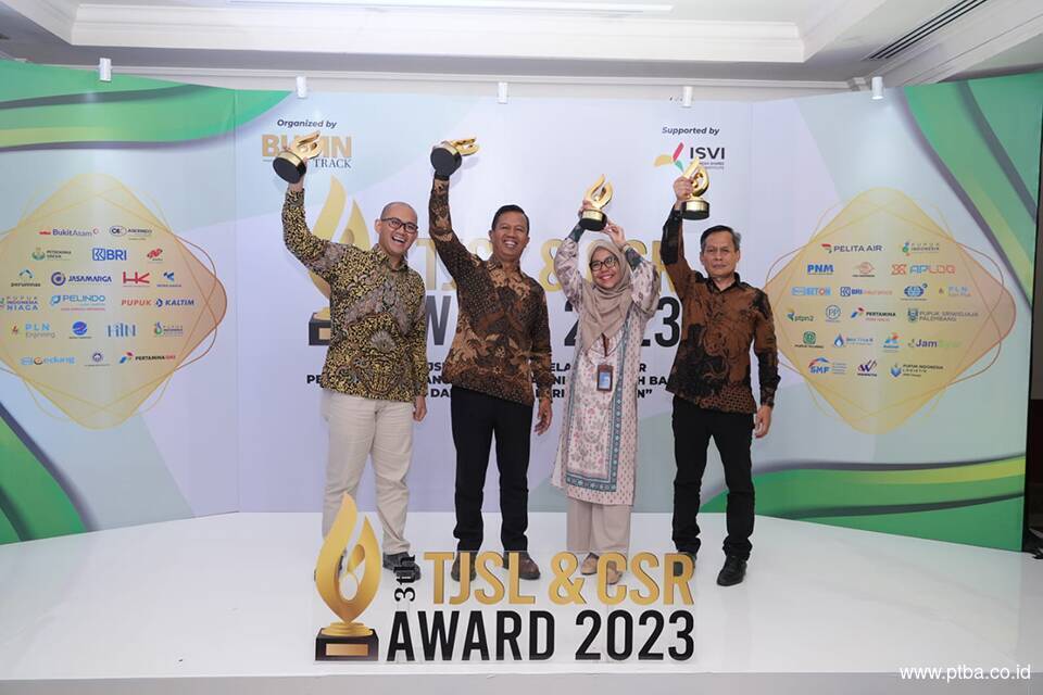 Bukit Asam (PTBA) Raih 4 Penghargaan di Ajang TJSL & CSR Award 2023