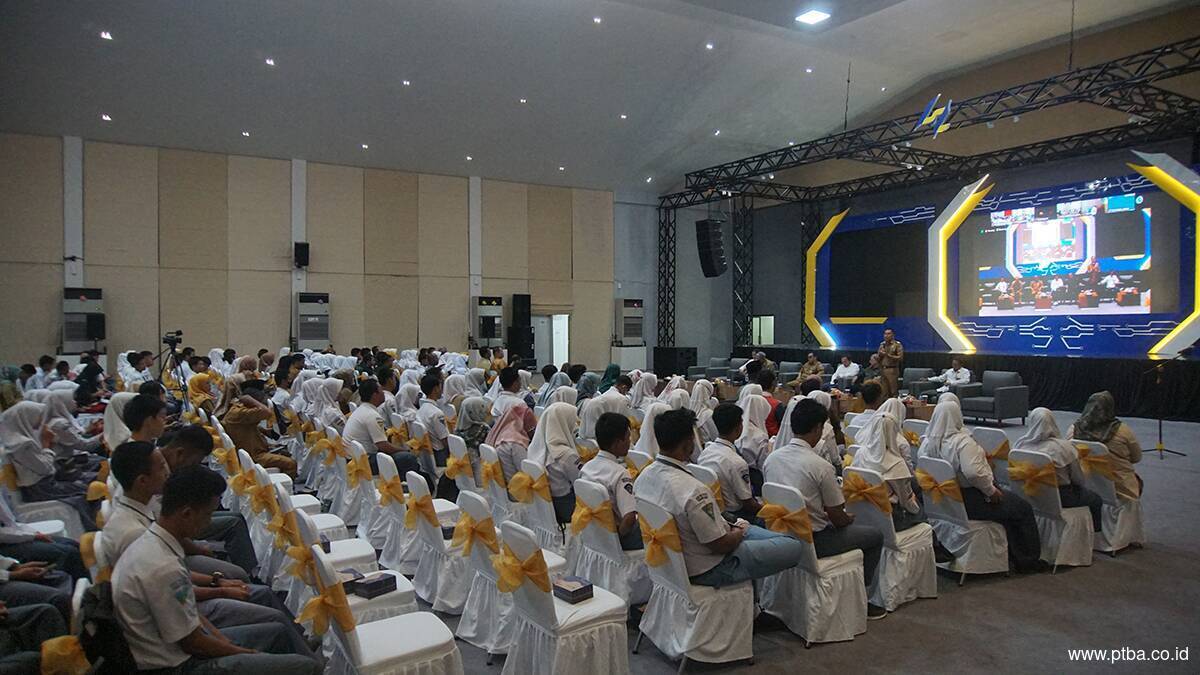 Berani Bermimpi Karena Beasiswa Bidiksiba dari Bukit Asam (PTBA)