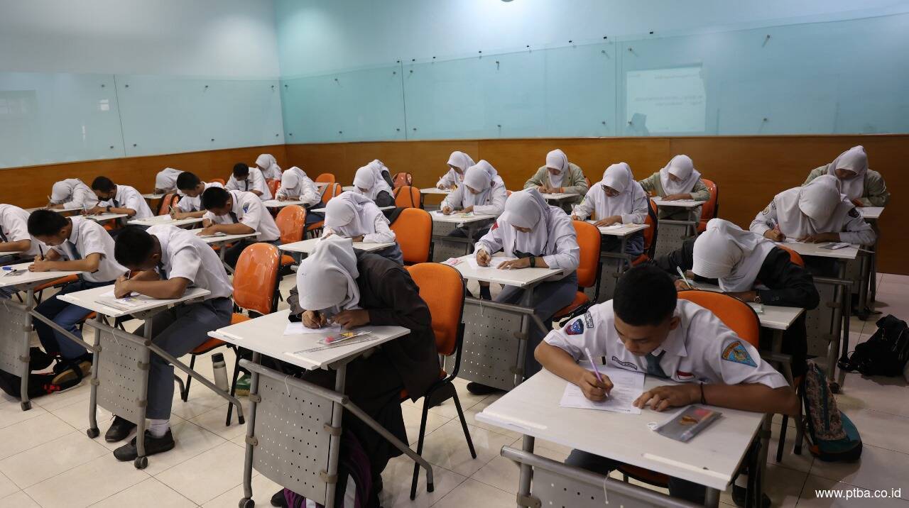 Seleksi Program Bidiksiba dari Bukit Asam, 240 Peserta Lolos Tahap Administrasi