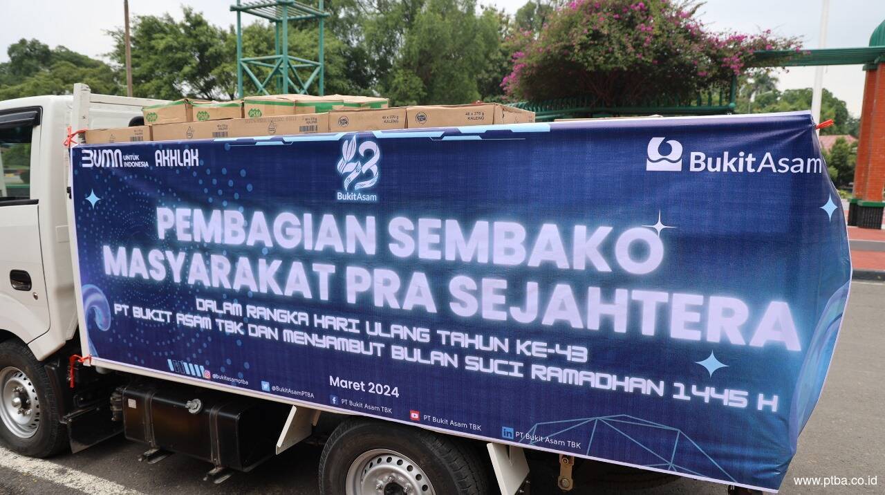Sambut Bulan Ramadan, Bukit Asam (PTBA) Salurkan 10.000 Paket Sembako