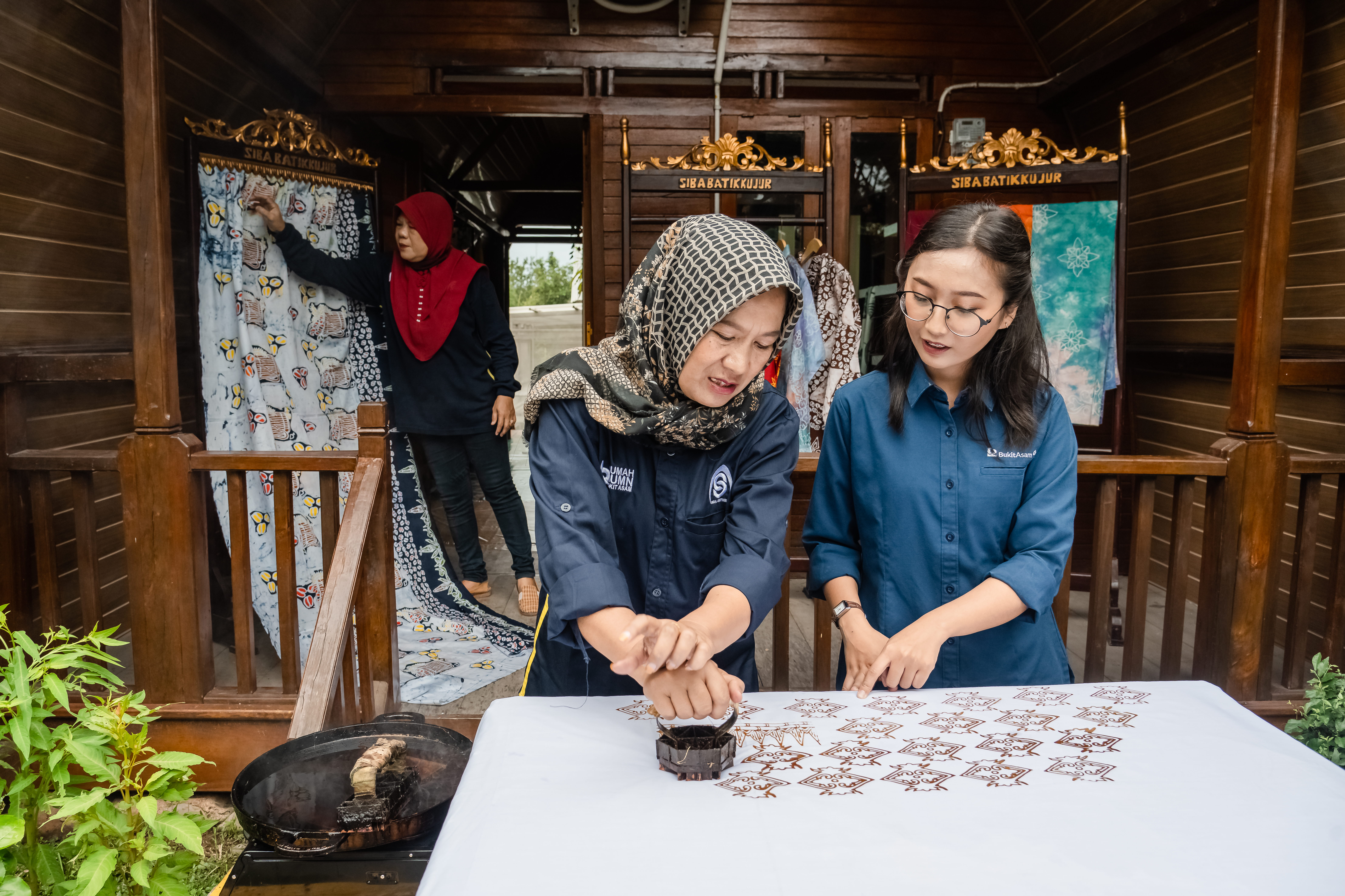 Perkuat Ekonomi Lokal Melalui Lima Program Padat Karya Unggulan PTBA