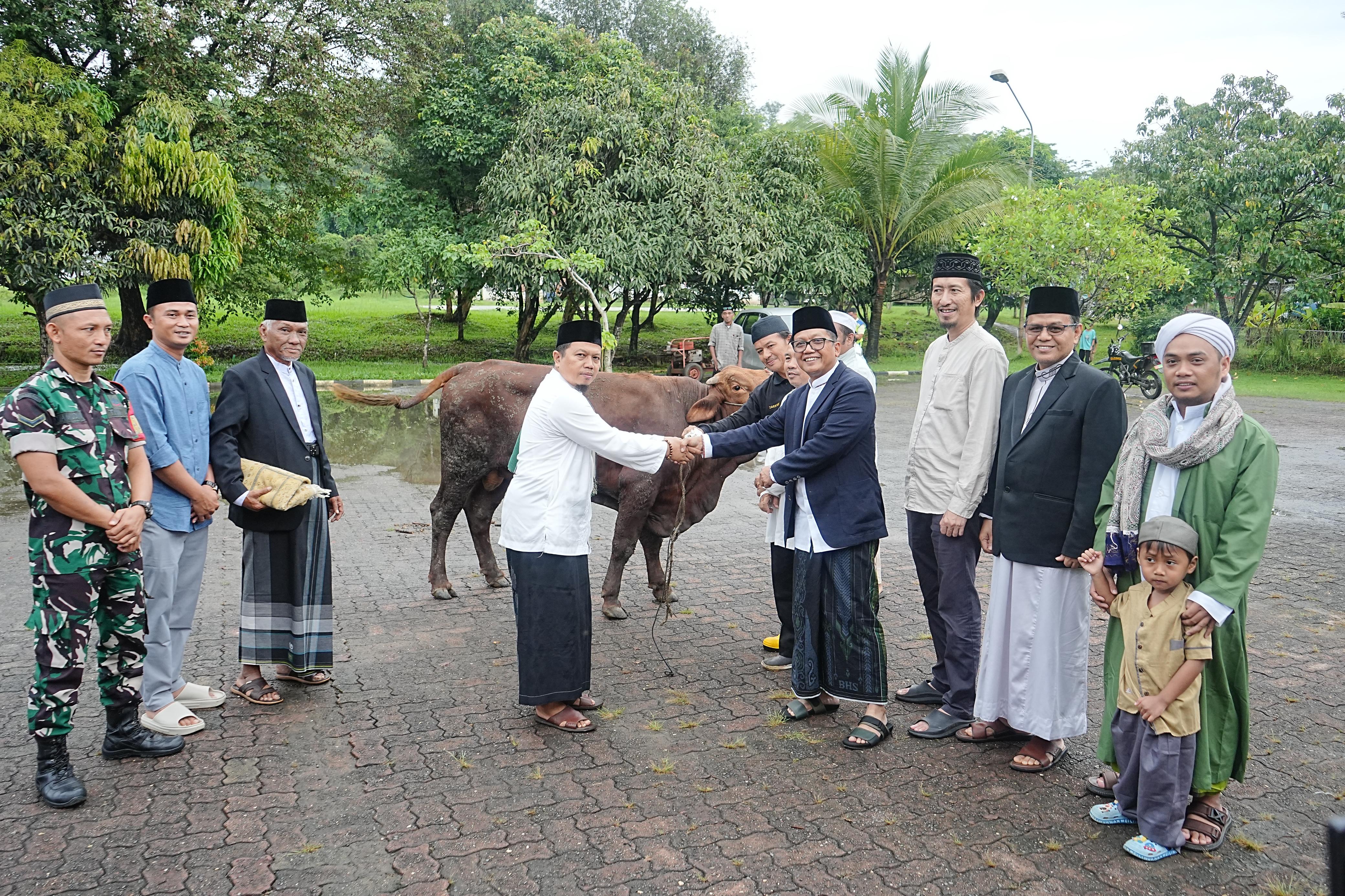 Rayakan Idul Adha, Hadirkan Berkah, Pererat Silaturahmi, Tebarkan Manfaat