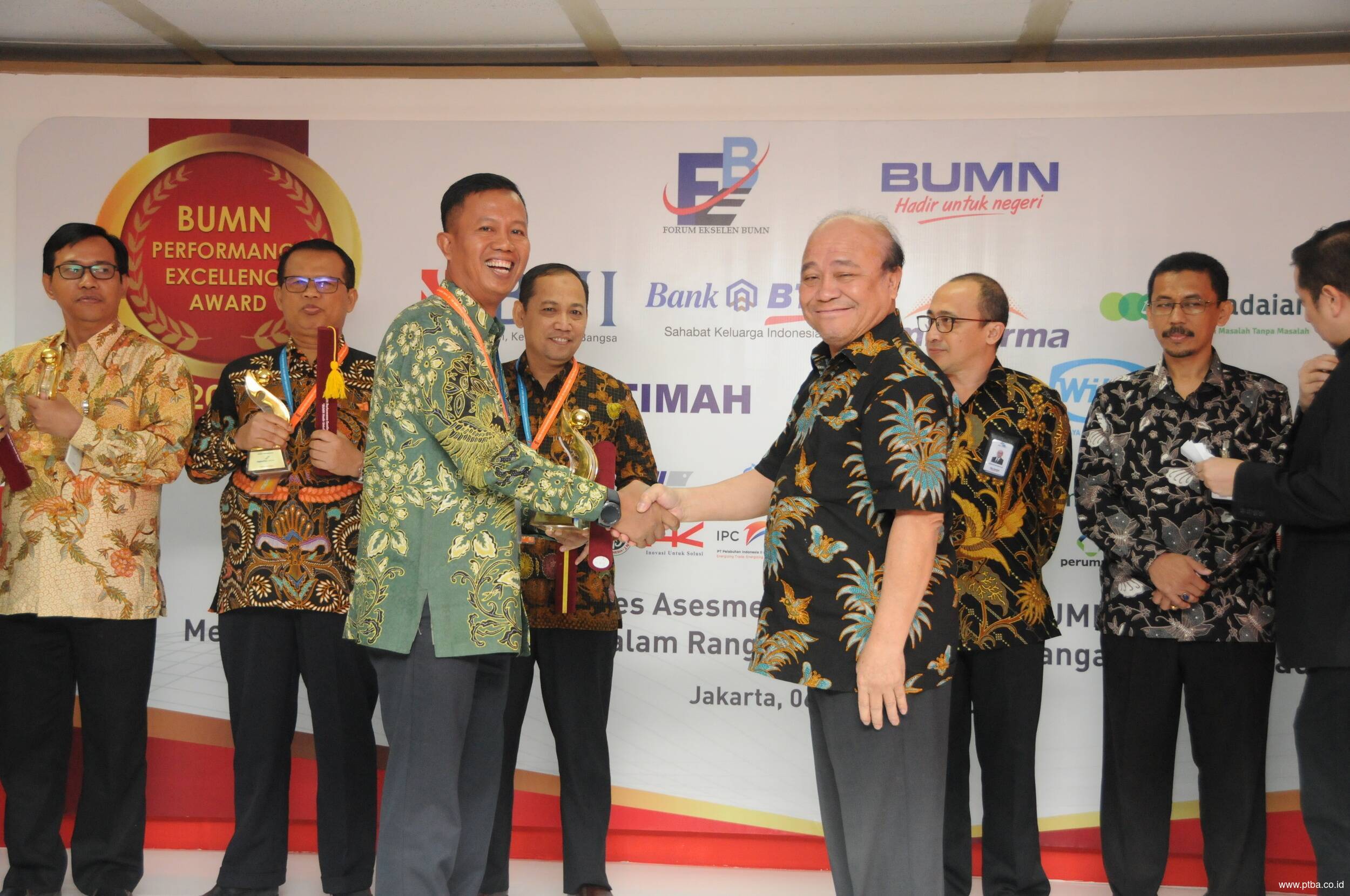 PTBA Raih u201cGood Performanceu201d dalam BUMN Performance Excellence Award 2017