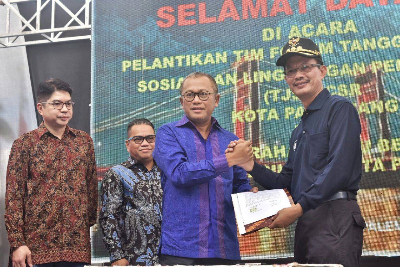PTBA Serahkan Tugu Belido Bukit Asam ke Pemerintah Kota Palembang