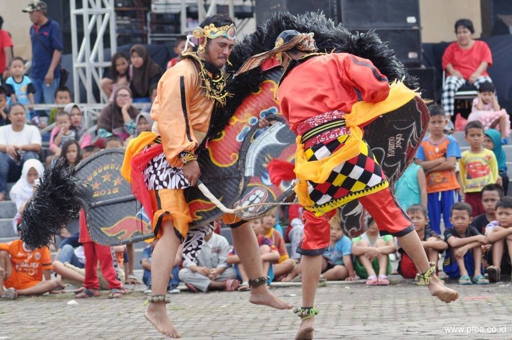 Bazar Tanjung Enim Memeriahkan Rangkaian Perayaan HUT Bukit Asam ke-37