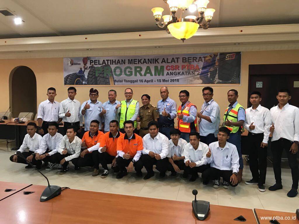 CSR PTBA dan PT SBS Selenggarakan Pelatihan untuk Masyarakat