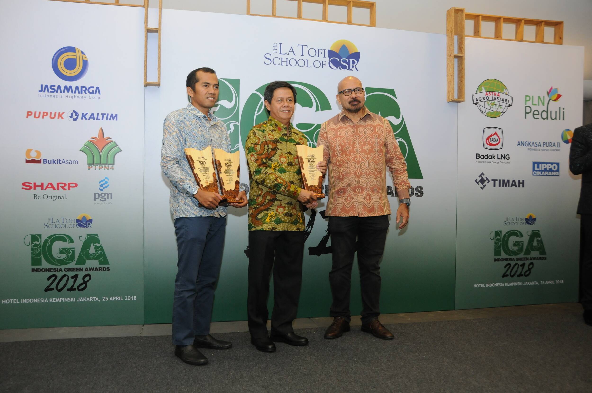  PTBA Raih Tiga Penghargaan dari Indonesia Green Awards 2018