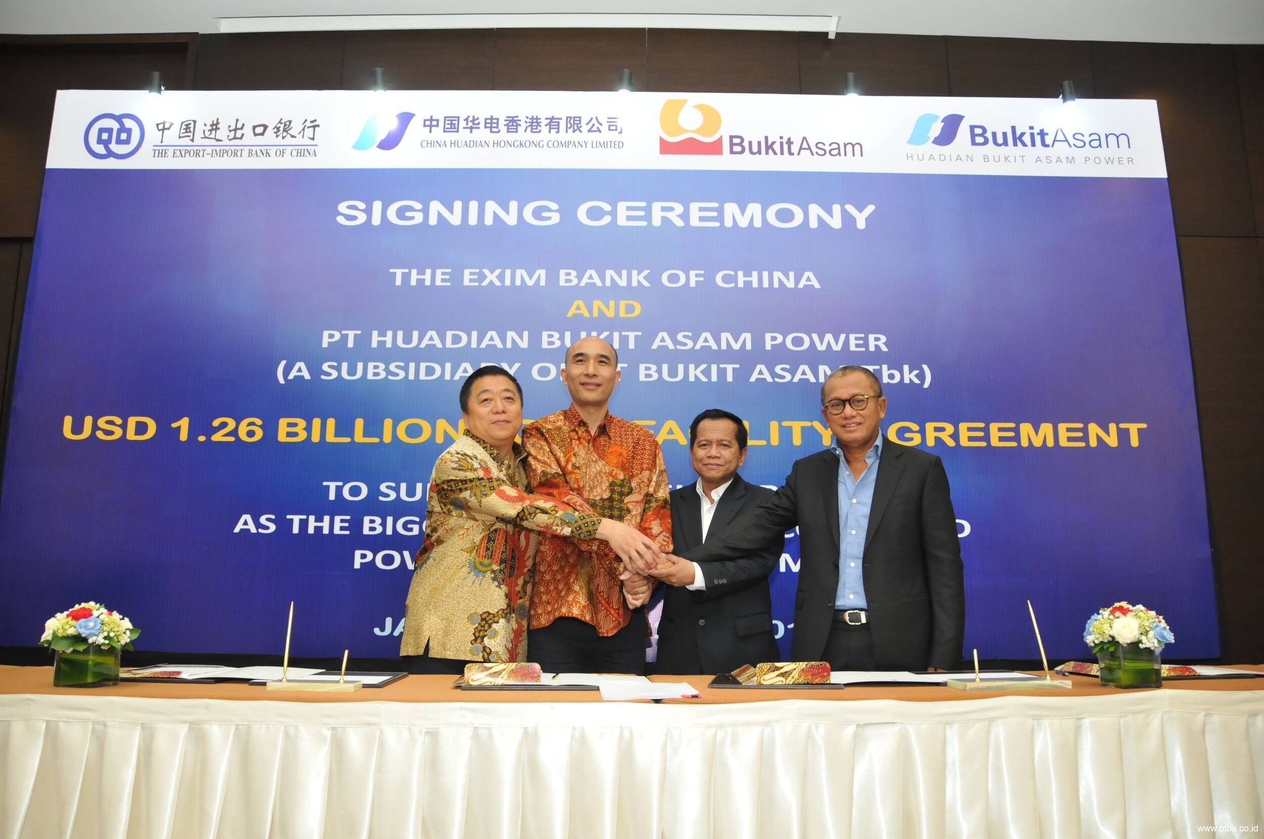 Penandatanganan Loan Facility Agreement  PLTU Mulut Tambang Sumsel 8