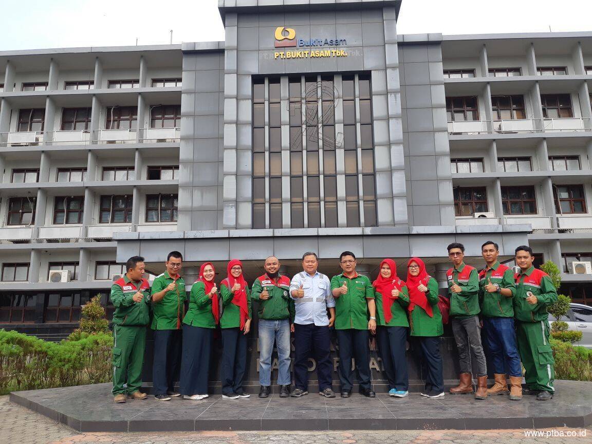 PTBA Terima Kunjungan Semen Baturaja
