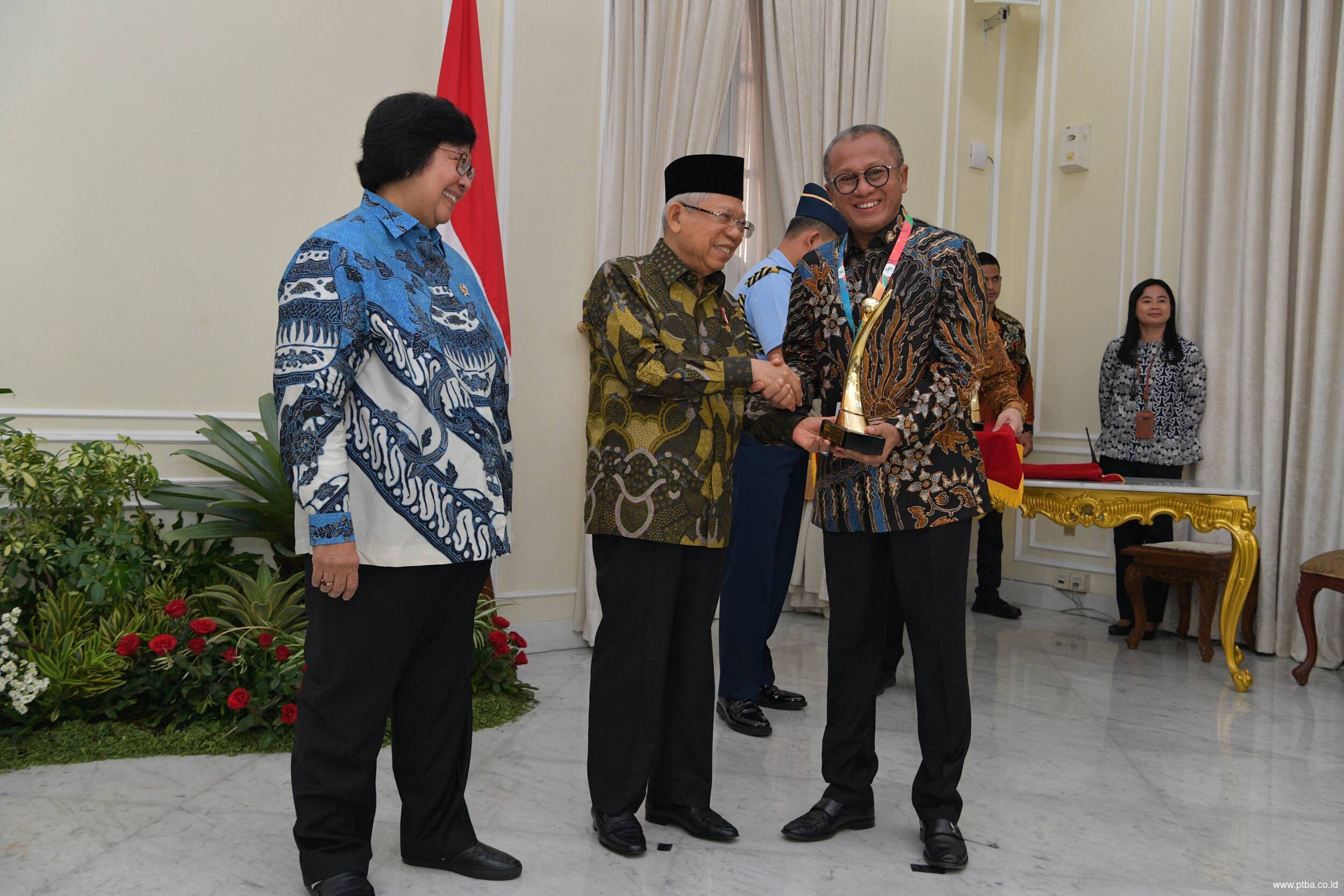 Bukit Asam Kembali Raih PROPER Emas dan Hijau