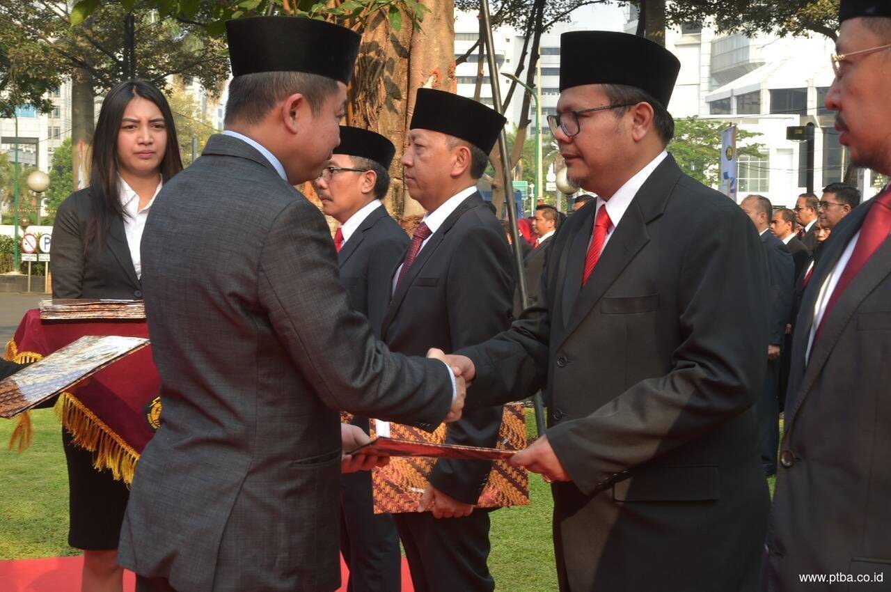 Bukit Asam Raih Penghargaan dari Menteri ESDM