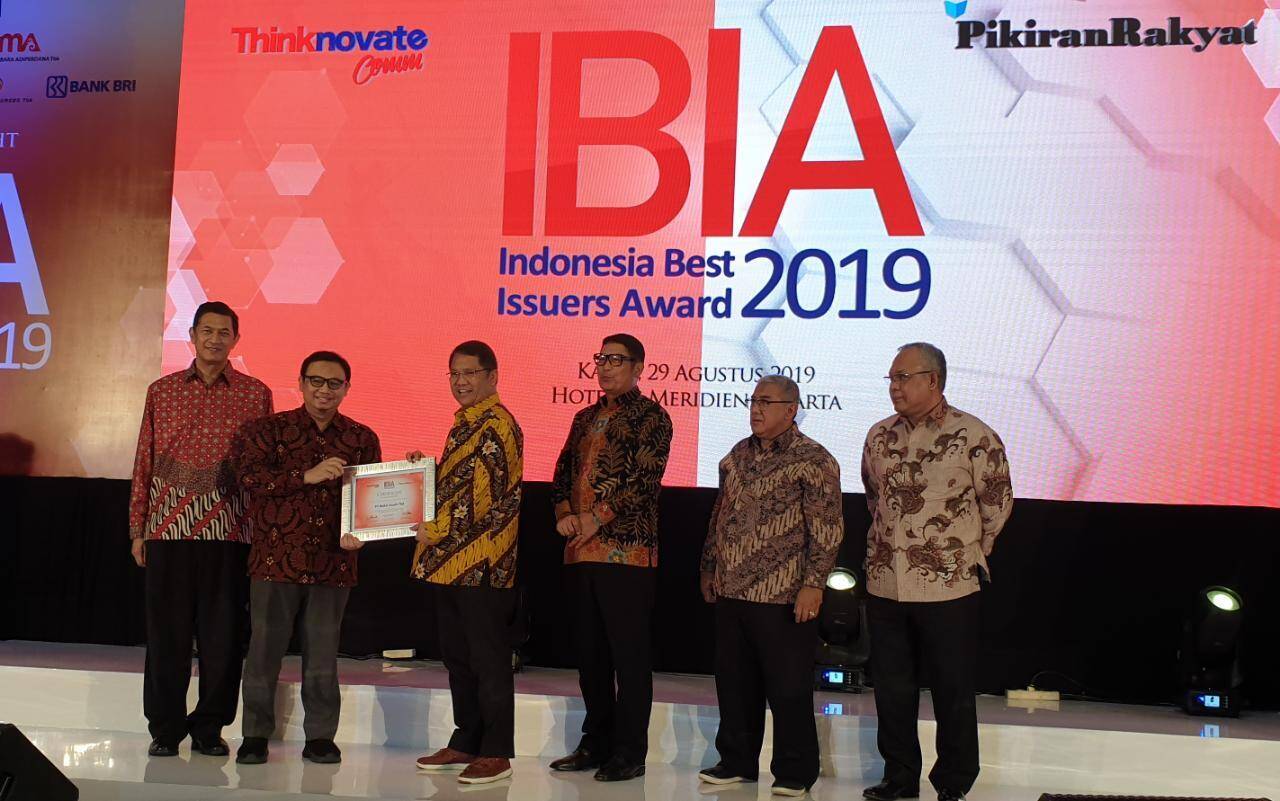 Bukit Asam Raih Penghargaan Indonesia Best Issuers Awards 2019