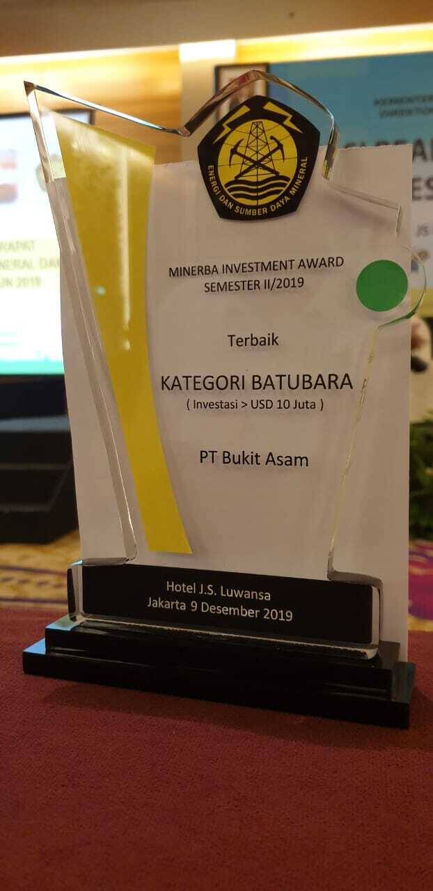 Bukit Asam Raih Penghargaan Minerba Investment Award
